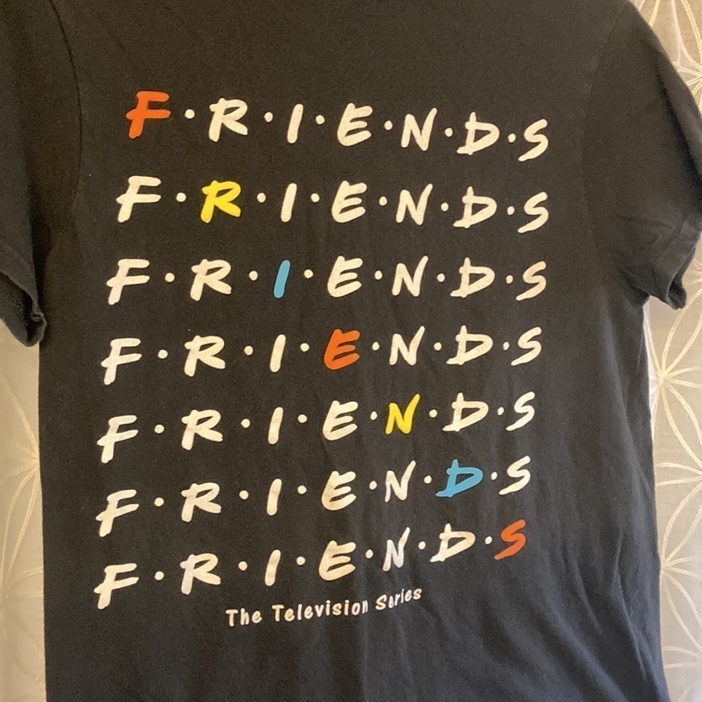 Friends t-shirt - Picture 2 of 5